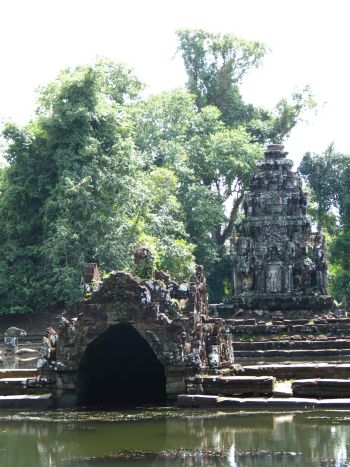 Blick auf den Tempel neak Pean