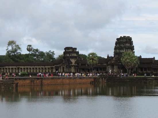 Eingang nach Angkor Wat